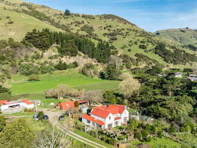 1234 Okains Bay Road, Okains Bay