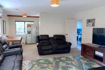 22 Fernwood Grove, Bayview