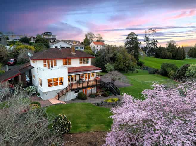148 Lake Crescent, Hamilton Lake