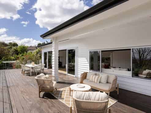 6 Flight Valley Way, Welcome Bay