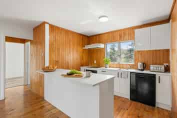 639 Swanson Road, Swanson