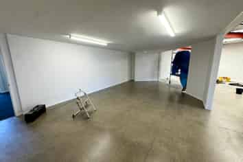 Corner Site Workshop + Office - $28k Net pa