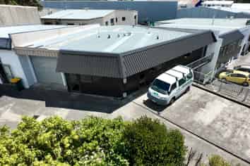 Corner Site Workshop + Office - $28k Net pa