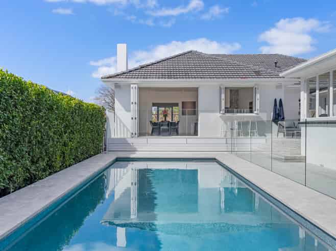 10 Sentinel Road, Herne Bay