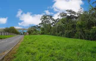 5 A, B, C Chatham Avenue, Paremoremo