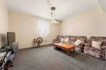2 Bangor Street, Mataura