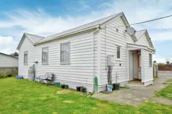2 Bangor Street, Mataura