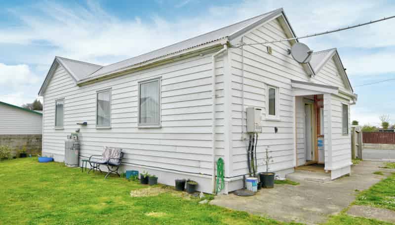 2 Bangor Street, Mataura