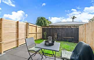 41 Red Arches Road, Henderson