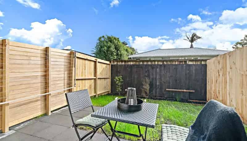 41 Red Arches Road, Henderson