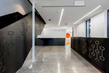 Prime Time Fitted Pollen Street Office 