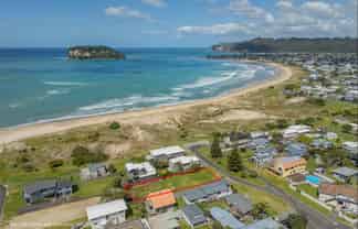 102 Barrowclough Road, Whangamata