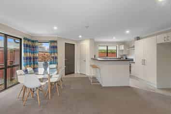 10b Sutton Place, Dallington