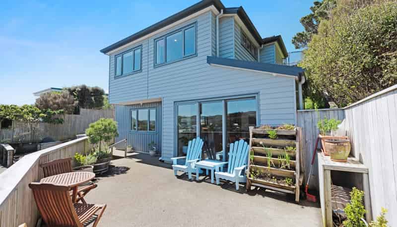 19 Miles Crescent, Newlands