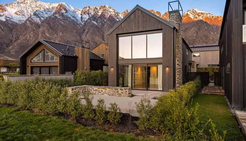 10 Soudley Court, Jacks Point