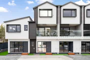 16B Saint Catherine Crescent, West Harbour