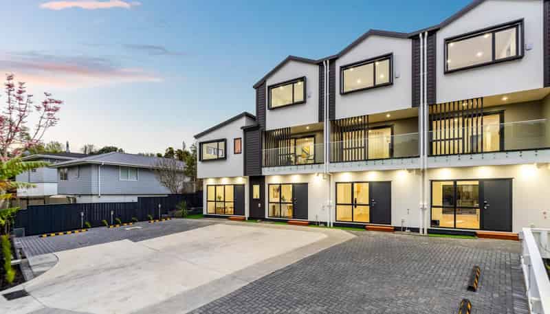 16D Saint Catherine Crescent, West Harbour