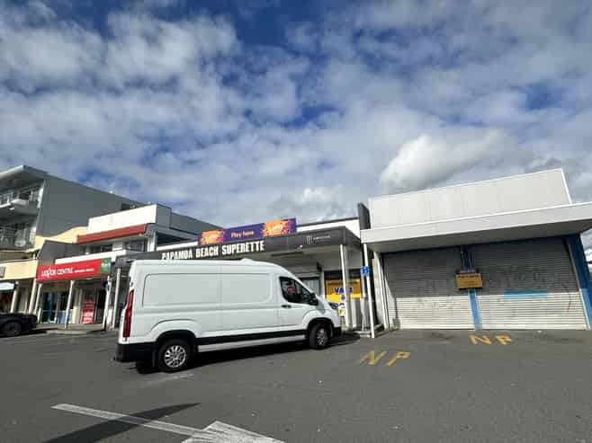 High-profile retail/workshop space - Papamoa Beach