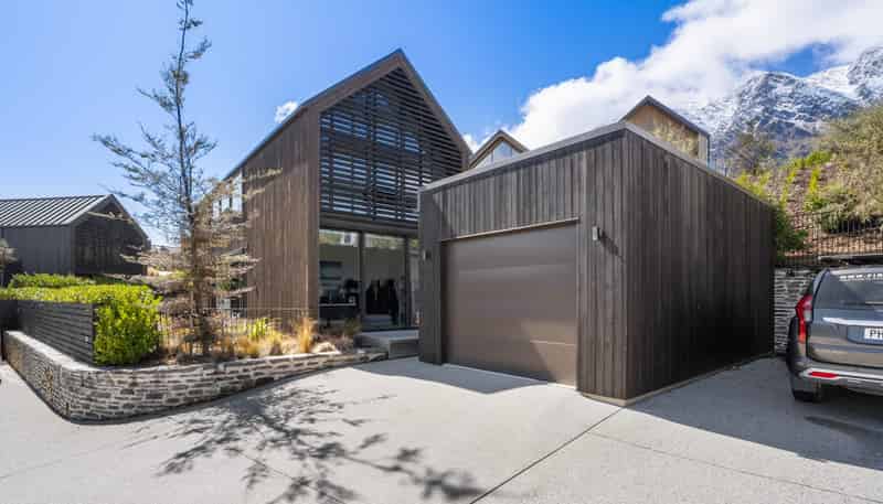 27C Falconer Rise, Jacks Point