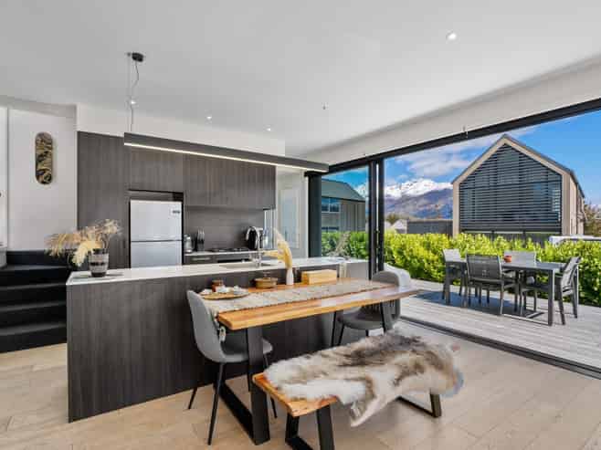 27C Falconer Rise, Jacks Point