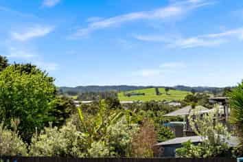 21B Amber Drive, Tikipunga