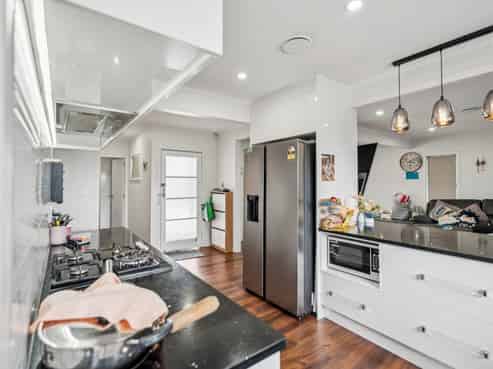 51 Buckland Road, Mangere East