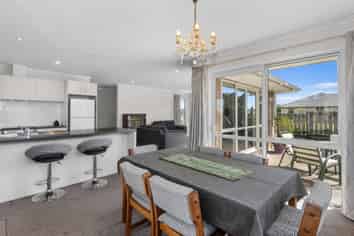 57 North Crest Drive, Onerahi