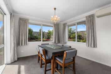 57 North Crest Drive, Onerahi