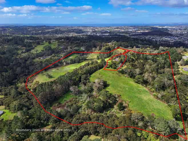 62 Paremoremo Road, Albany