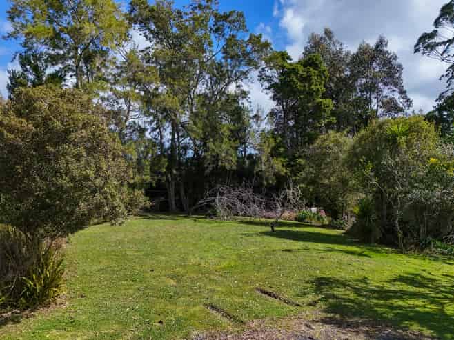 62 Paremoremo Road, Albany