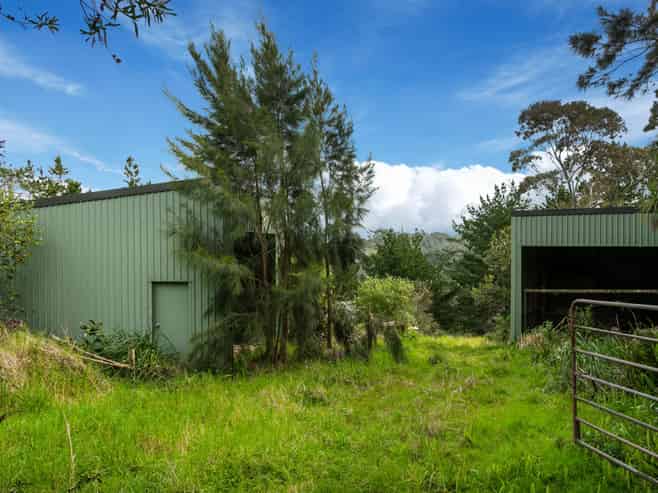 62 Paremoremo Road, Albany