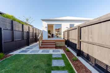 1/75 & 2/75 Barton Street, Woolston