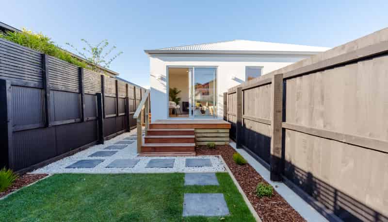 1/75 & 2/75 Barton Street, Woolston