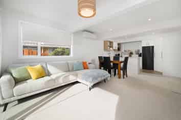 17B West Avenue, Saint Clair