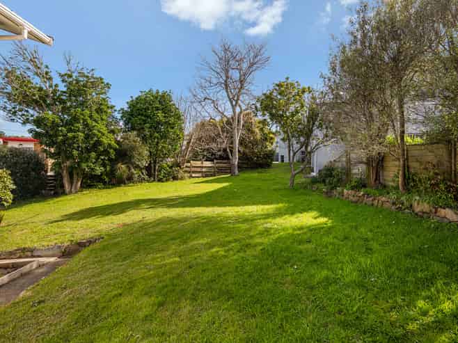 6a Amorino Drive, Red Beach