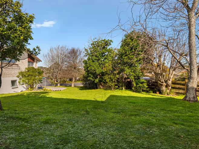 6a Amorino Drive, Red Beach