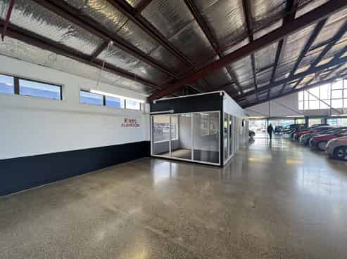 2,090sqm with Huge Profile & Competitive Rental!