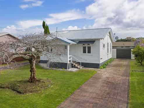56 Station Road, Paeroa