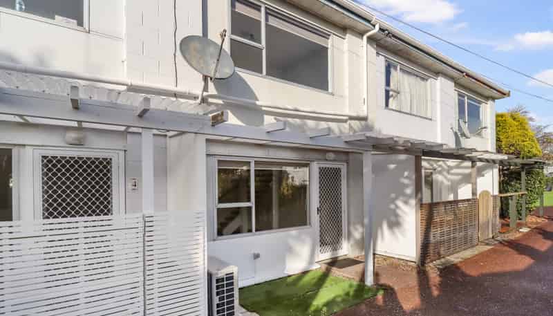 3/8 Lorraine Avenue, Mount Albert