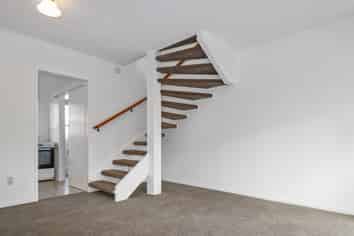 3/8 Lorraine Avenue, Mount Albert