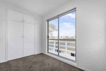 3/8 Lorraine Avenue, Mount Albert