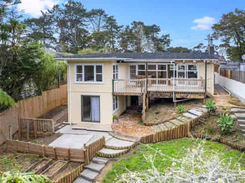 17 Golf Road, New Lynn