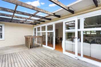 17 Golf Road, New Lynn