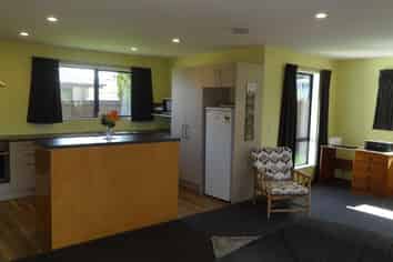  2/65 Gardiners Road, Bishopdale