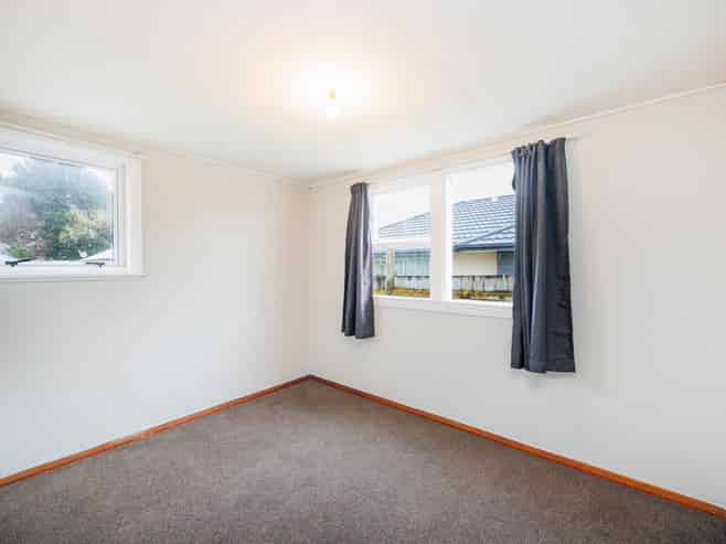 142 Rugby Street, Awapuni