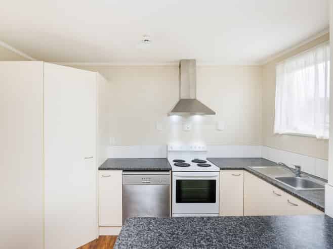 142 Rugby Street, Awapuni