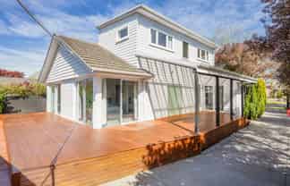 70 Woodbury Street, Russley