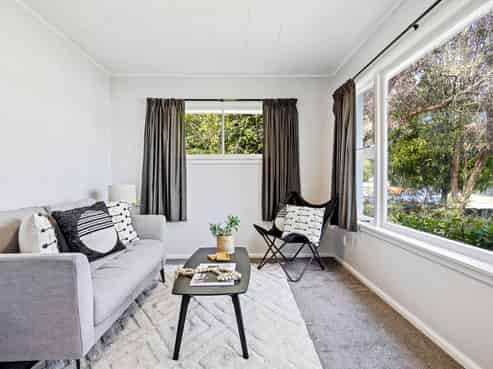 70 Woodbury Street, Russley