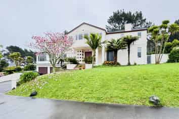 5 Saran Place, Hillsborough