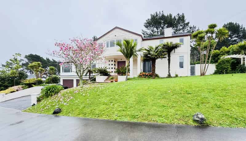 5 Saran Place, Hillsborough